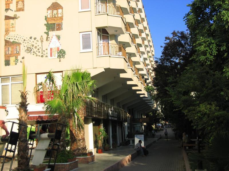 Surtel Hotel Кушадаси Екстер'єр фото