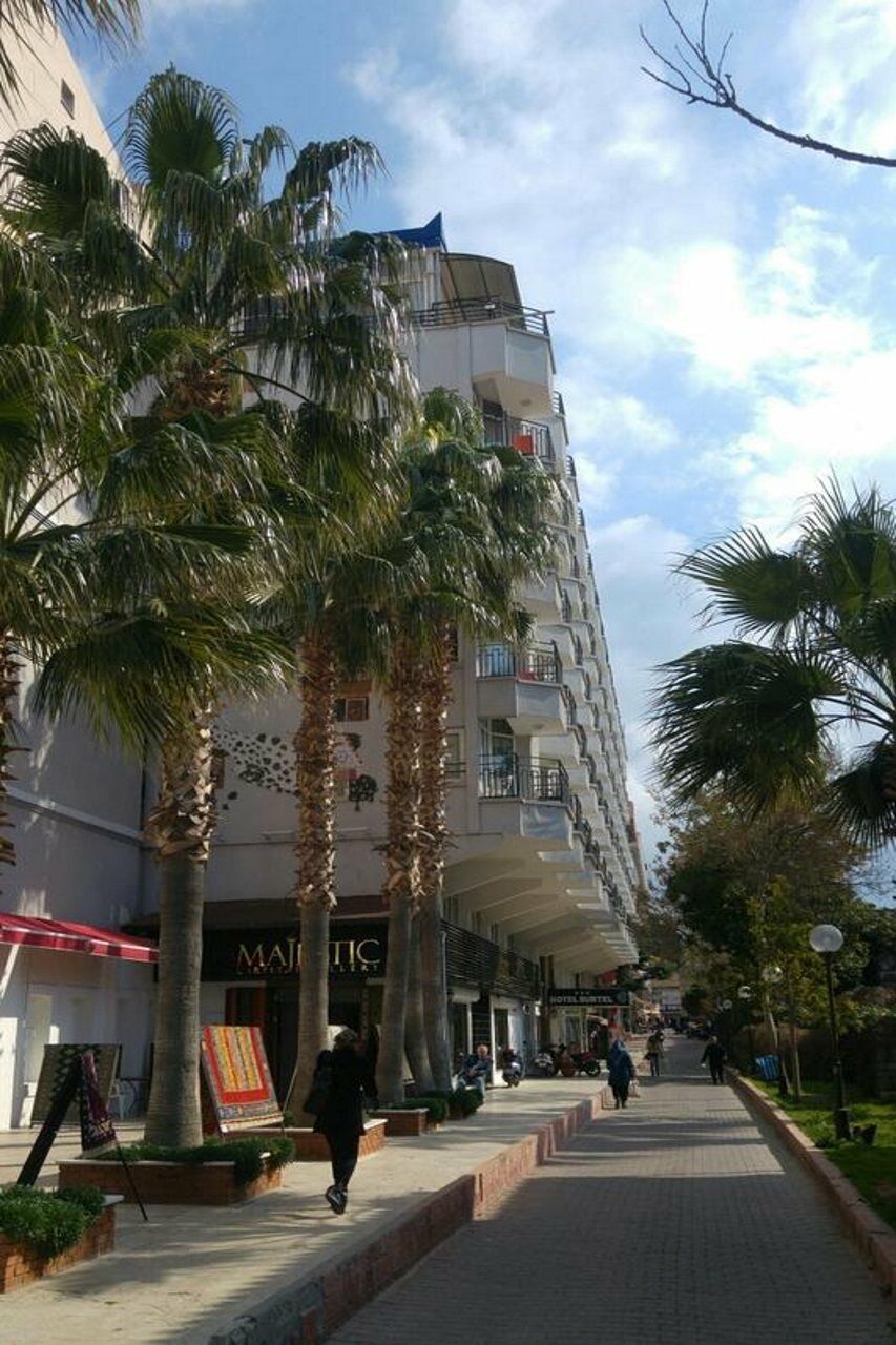 Surtel Hotel Кушадаси Екстер'єр фото